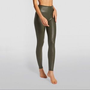 SPANX Faux Leather Green Metallic Leggings in Size Small